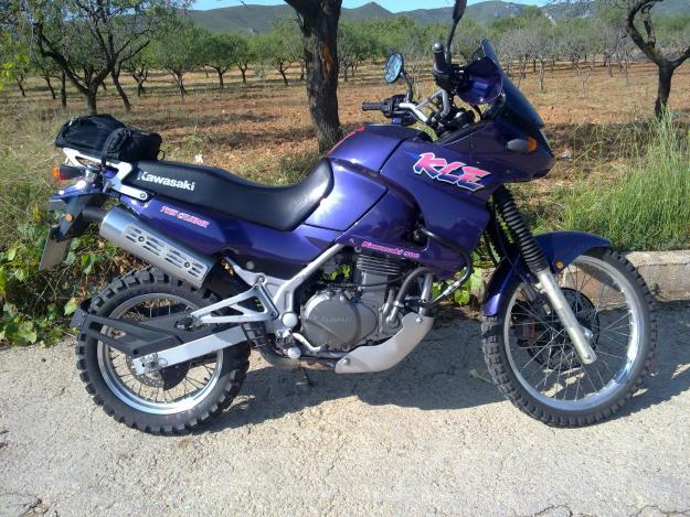 KAWA    KLE500