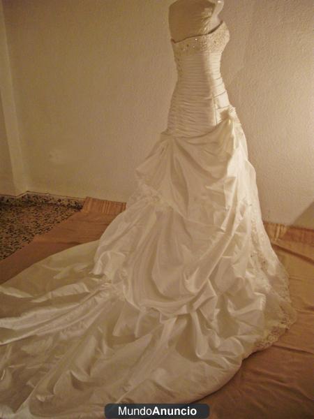 VESTIDO DE NOVIA ECONÓMICO solo 200 EUR