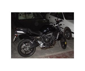 YAMAHA FZ6