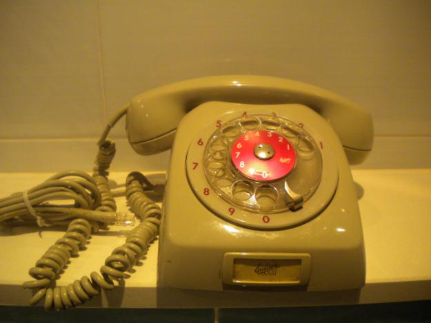 Teléfono de rueda Ericsson LM