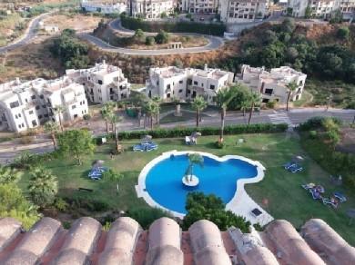 Apartamento con 2 dormitorios se vende en Estepona, Costa del Sol