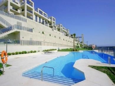 Apartamento con 2 dormitorios se vende en Estepona, Costa del Sol