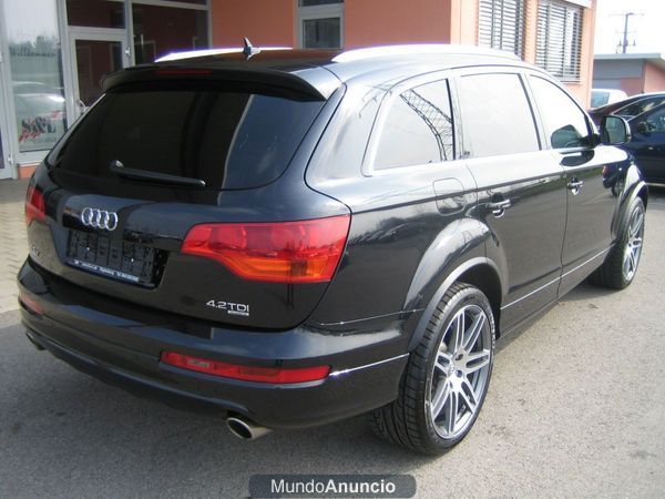 Audi Q7 4.2 TDI DPF S-Line Plus.  18.990,00