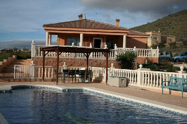 Chalet en venta en Algayat, Alicante (Costa Blanca)