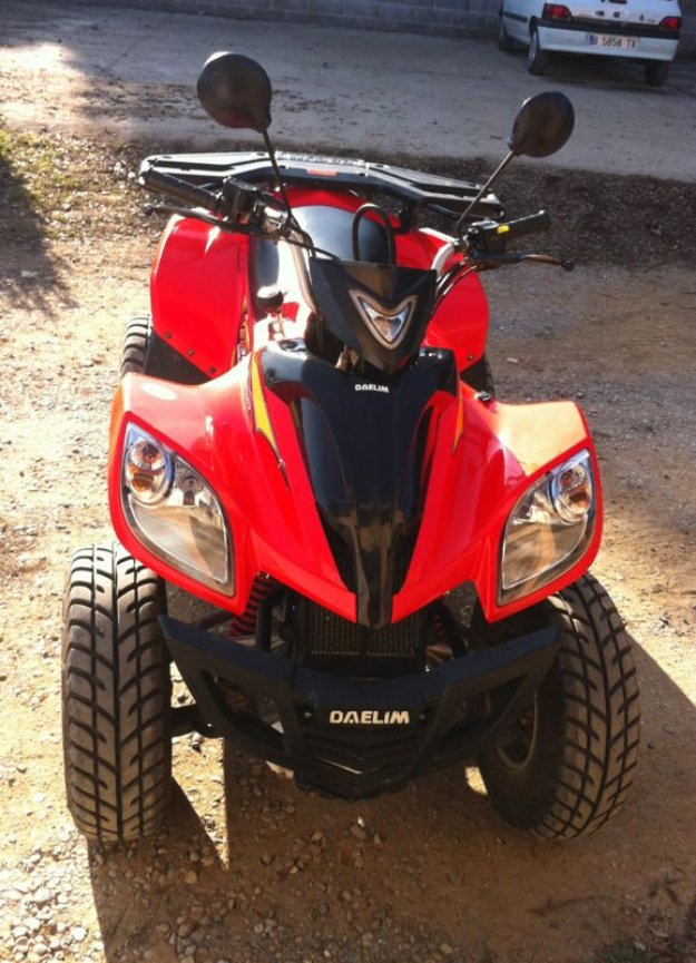 Quad Daelim ET-300