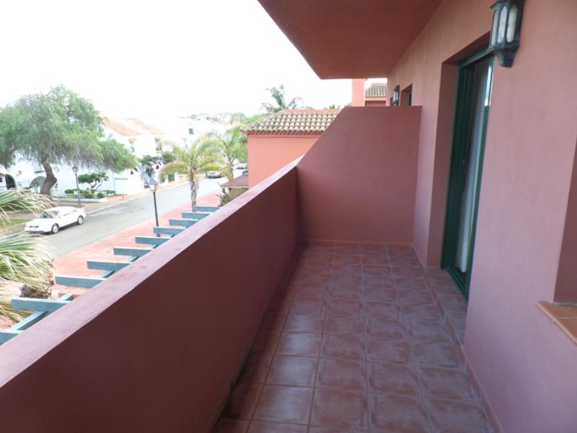 Magnifico apartamento en muy buenas condiciones , situado entre Estepona y Sabinillas