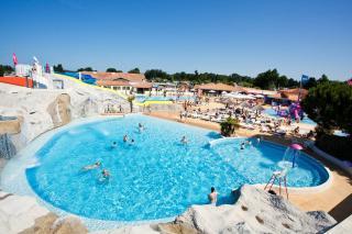 Mobilhome : 6/8 personas - piscina - les mathes  charente-maritime  poitou-charentes  francia
