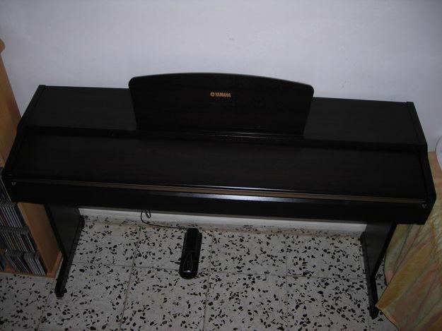 Vendo Piano Digital Yamaha YDP 113 Nuevo 600 euros
