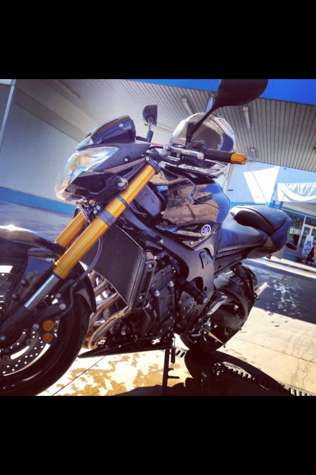 Yamaha fz8