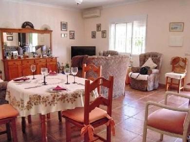 Chalet con 3 dormitorios se vende en Alhaurin el Grande