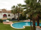 Adosado con 3 dormitorios se vende en Estepona, Costa del Sol - mejor precio | unprecio.es