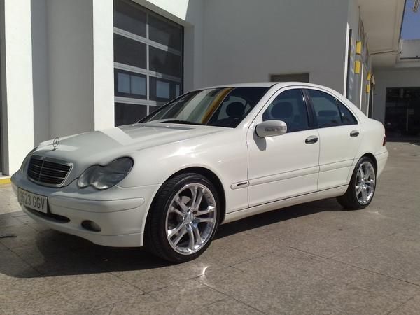 mercedes c 220 cdi 147cv automatico,año 2003