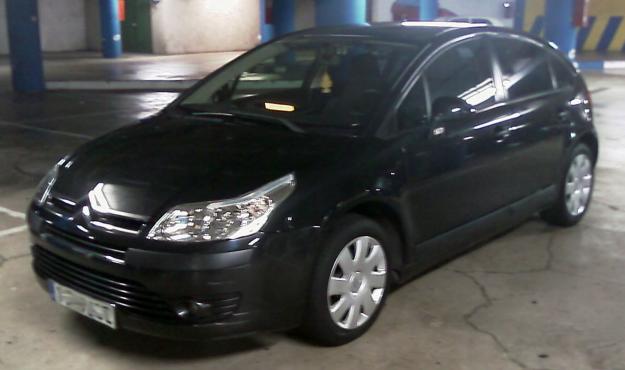 Vendo Citroen C4 1.4 SX 90CV Negro en buen estado