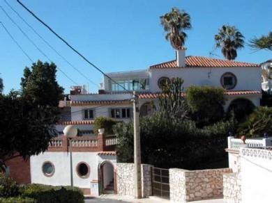 Chalet con 4 dormitorios se vende en Mijas Costa, Costa del Sol