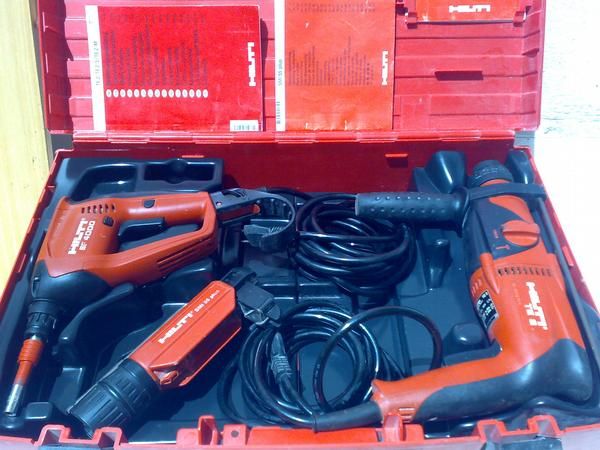 TALADRO PERCUTOR Y ATORNILLADOR  HILTI KIT