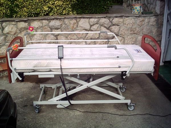 cama para enfermo