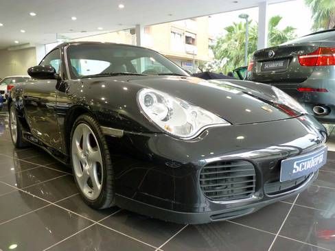 Porsche 911 CARRERA 4S