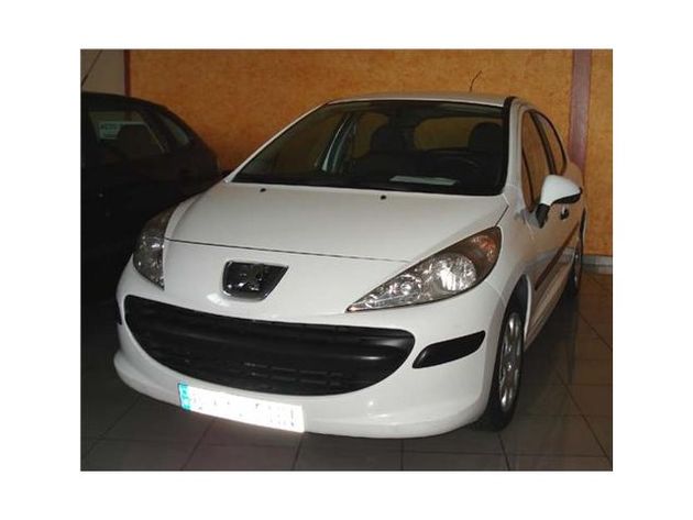 PEUGEOT 207 1.4 HDI XLINE