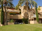Apartamento con 3 dormitorios se vende en Estepona, Costa del Sol - mejor precio | unprecio.es