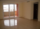 Apartamento a la venta en Estepona Costa del Sol - mejor precio | unprecio.es