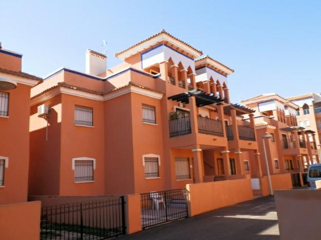 Apartment for Sale in Alicante, Comunidad Valenciana, Ref# 2459758