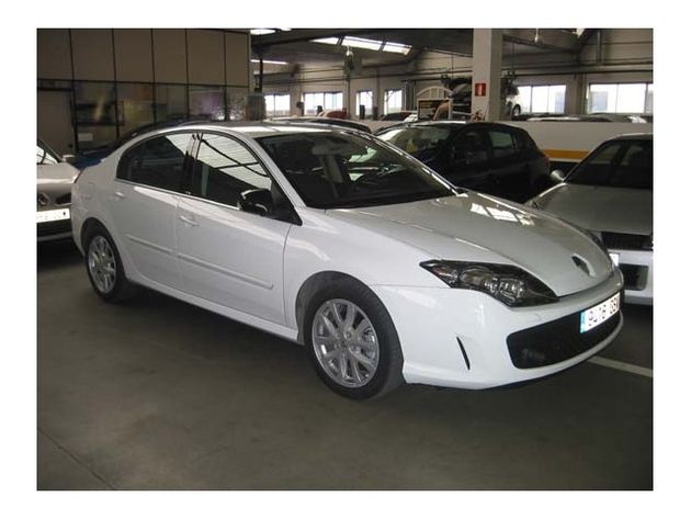 RENAULT LAGUNA 2.2DCI 150CV 4-CONTROL 9416
