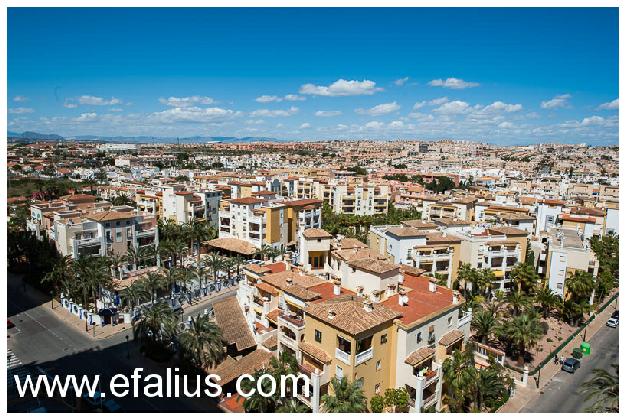 Apartment for Sale in Torrevieja, Comunidad Valenciana, Ref# 2570142