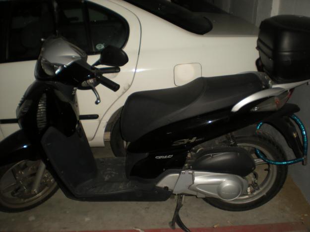 VENDO HONDA SCOOPY SH125i