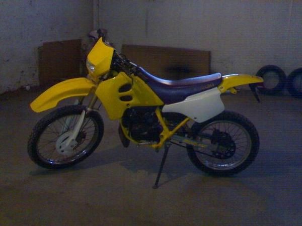 VENDO Suzuki RMX 50CC 450 euros