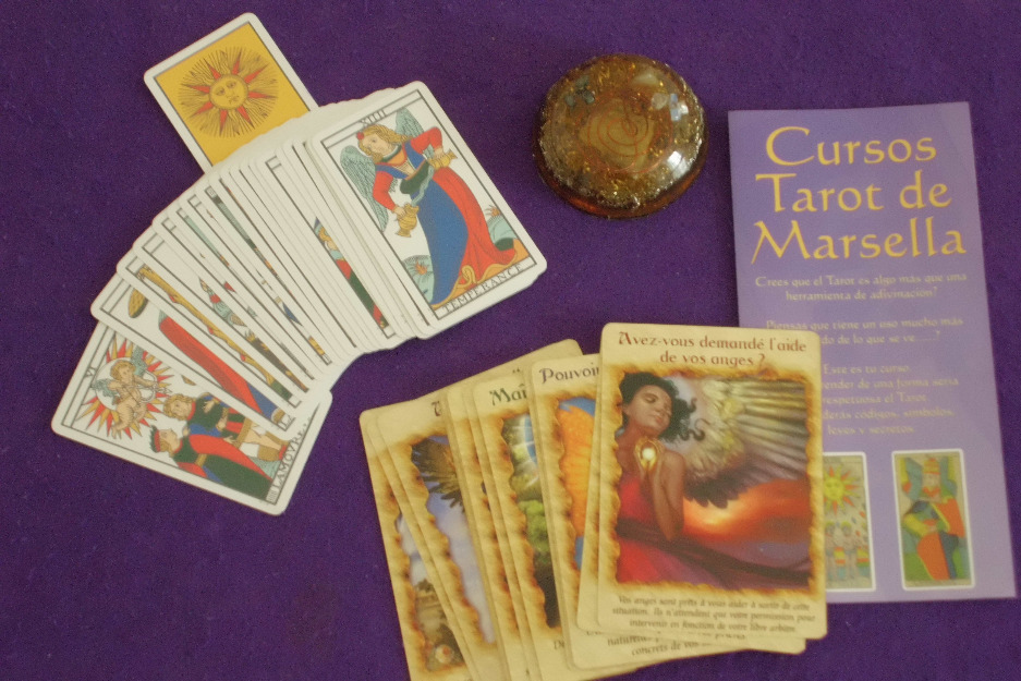 Consultas y cursos de tarot de marsella