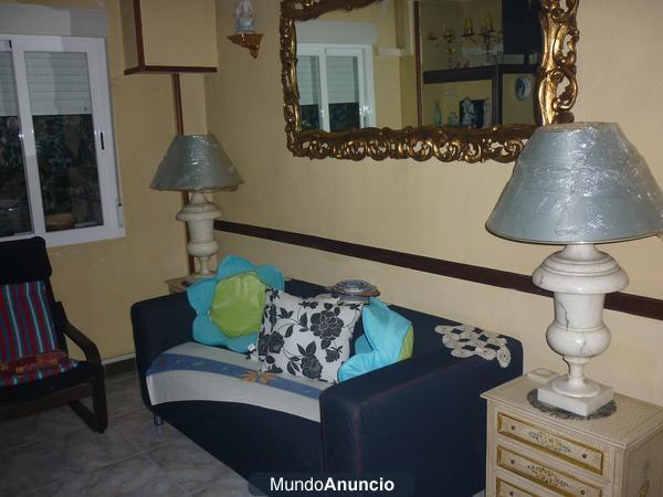 se ofrecen diversos articulos de casa