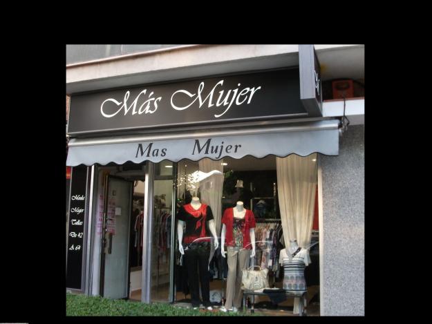 Traspaso tienda de ropa mujer en Moratalaz