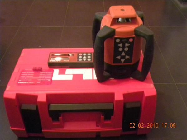 NIVEL LASER  HILTI PR-25 VENDO POR NO USAR