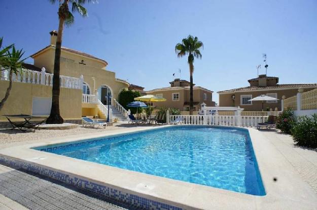 Chalet en venta en Villamartin, Alicante (Costa Blanca)