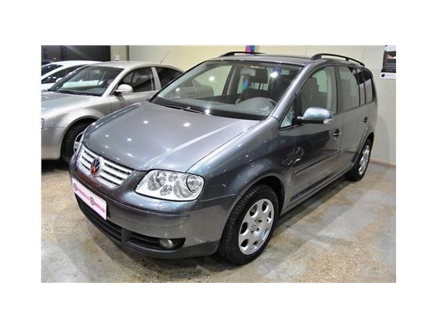 VOLKSWAGEN TOURAN 2.0 TDI HIGHLINE