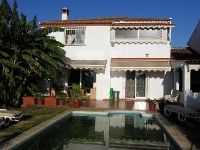 Chalet con 4 dormitorios se vende en Mijas Costa, Costa del Sol