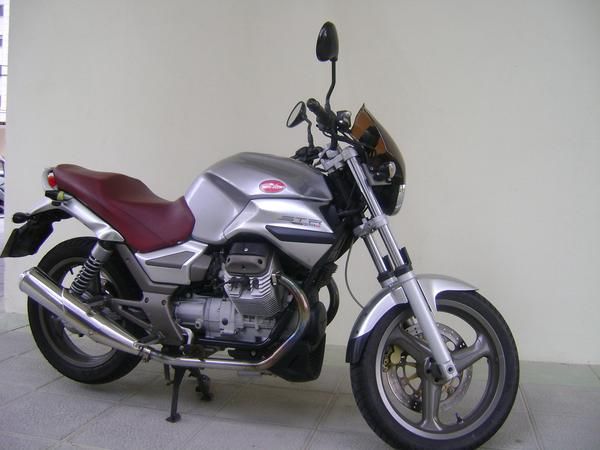 Moto Guzzi Breva STR 750 ie