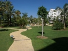 Apartamento con 2 dormitorios se vende en Estepona, Costa del Sol - mejor precio | unprecio.es