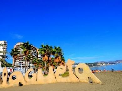 Apartamento con 3 dormitorios se vende en Malaga, Costa del Sol