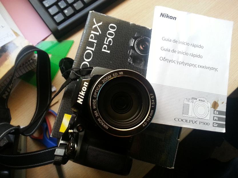 Nikon Coolpix P500 Semi Reflex