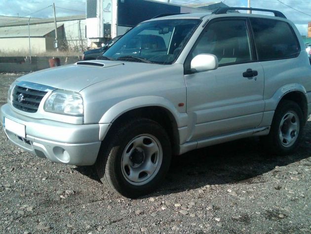 SUZUKI Gran Vitara 2.0 HDI Base