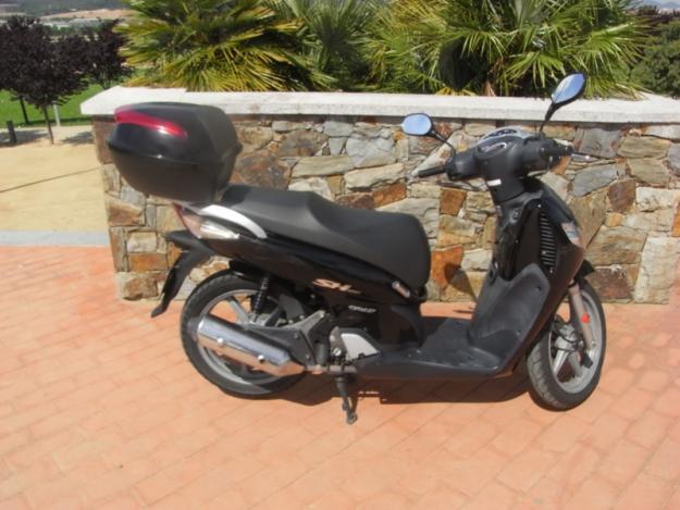 VENDO SCOOPY SHI 125