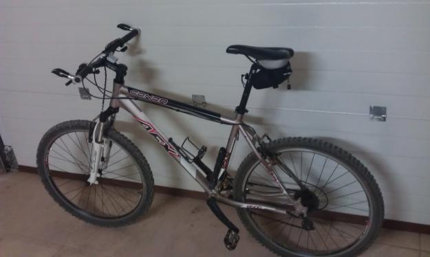 Bicicleta de montaña Conor AFX 8500