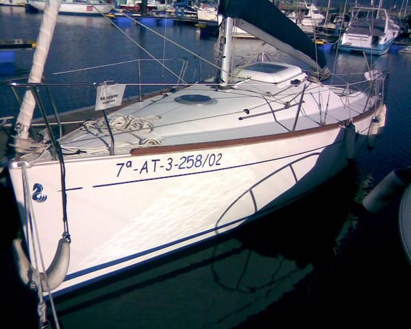 Cambio velero (First 211) por propiedad en Pontevedra