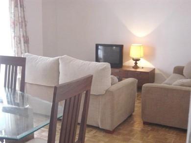 Apartamento con 4 dormitorios se vende en Marbella, Costa del Sol