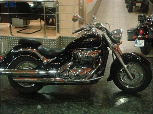 SUZUKI Intruder C800