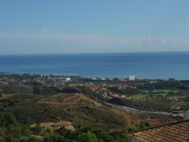 Adosado con 4 dormitorios se vende en Marbella, Costa del Sol
