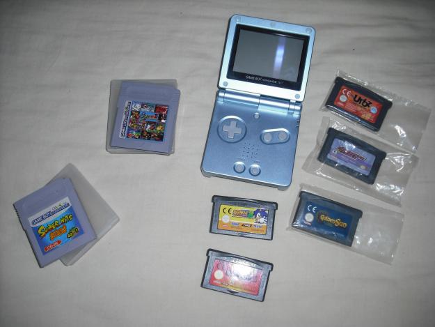 Game Boy Advance SP + 7 juegos