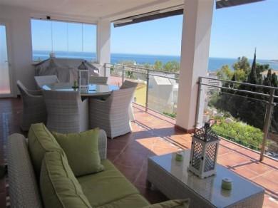 Chalet con 5 dormitorios se vende en Fuengirola, Costa del Sol