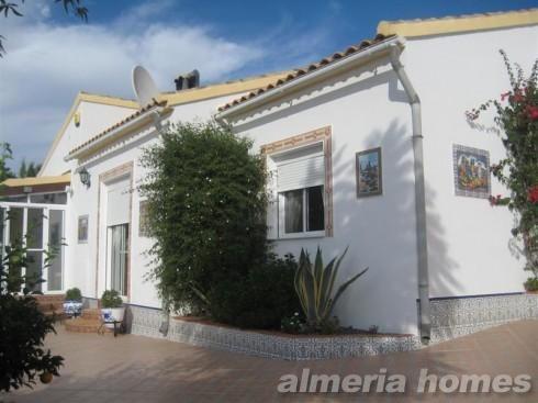 Chalet en venta en Arboleas, Almería (Costa Almería)